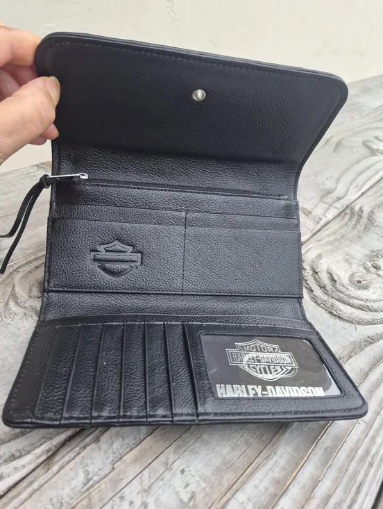 Harley-Davidson Black Leather Bag with Matching Studded Wallet - Picture 16 of 16